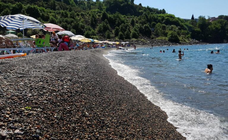 Deniz Kızı Plajında Yüzmenin Kesin Çözümleri ve [2026] İpuçları